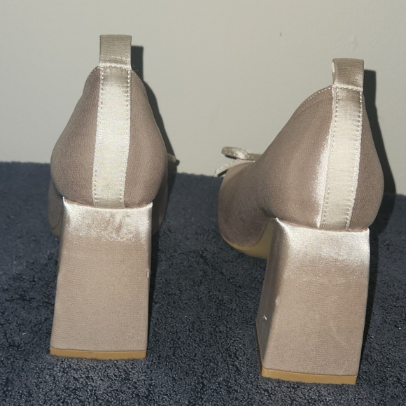 Cider Cream Satin Women's Heels Size 8.5/EU39 - Picture 6 of 8